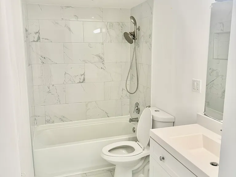 5911 Edsall Rd #Penthouse 10 — Photo 6