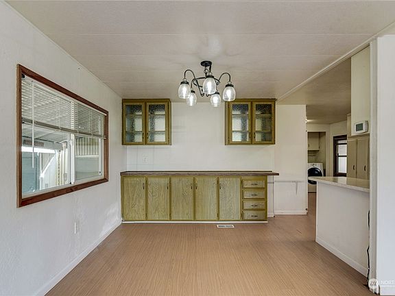 4th image of 4830 Pacific Avenue SE #8