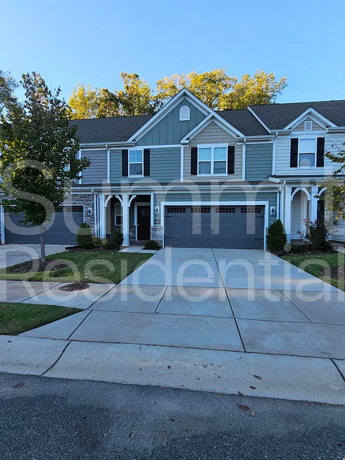 2 bed, 2.0 bath, 2186 sqft, $2,395 — Photo 1