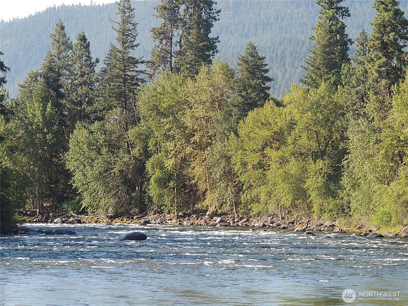 4th image of 9291 Pakascwa Road