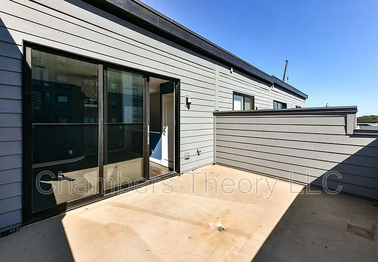 1868 Michael Faraday Dr — Photo 28