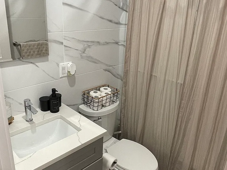 290 Clifton Ave — Photo 3