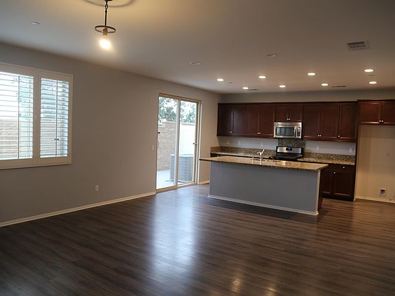 4th image of 2823 Menorca Cir