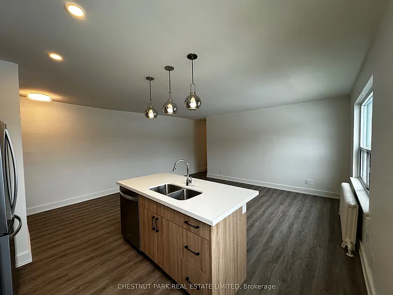 6 Wingreen Ct #4 — Photo 5