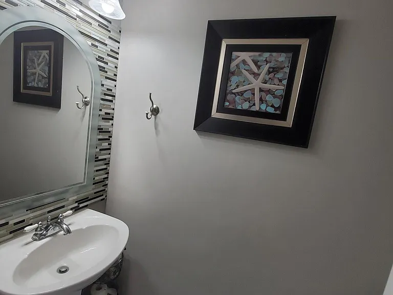 Powder room
