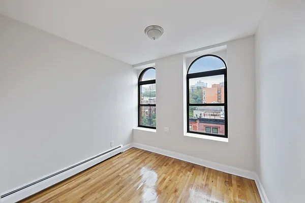 Rented by Oxford Property Group | media 6