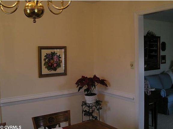 4th image of 6995 Sunnyhill Dr