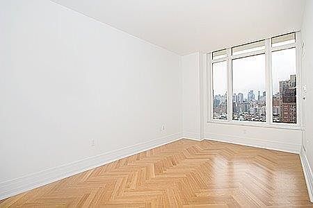 3rd image of 205 E 85th St APT 16A
