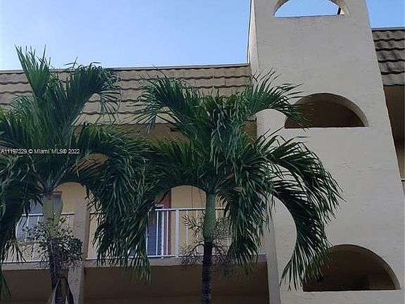 3rd image of 8460 Sunrise Lakes Blvd APT 301