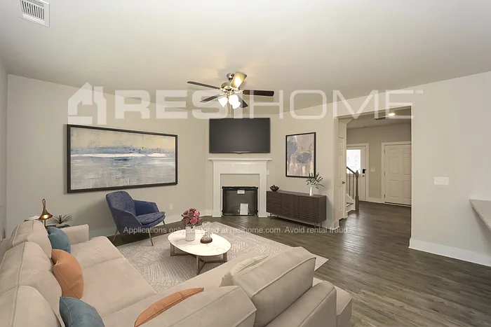 8620 Guthrie Dr — Photo 5