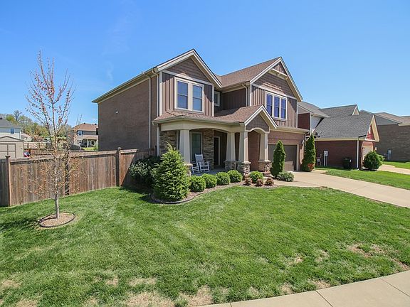 2nd image of 2201 Meadowhill Ln