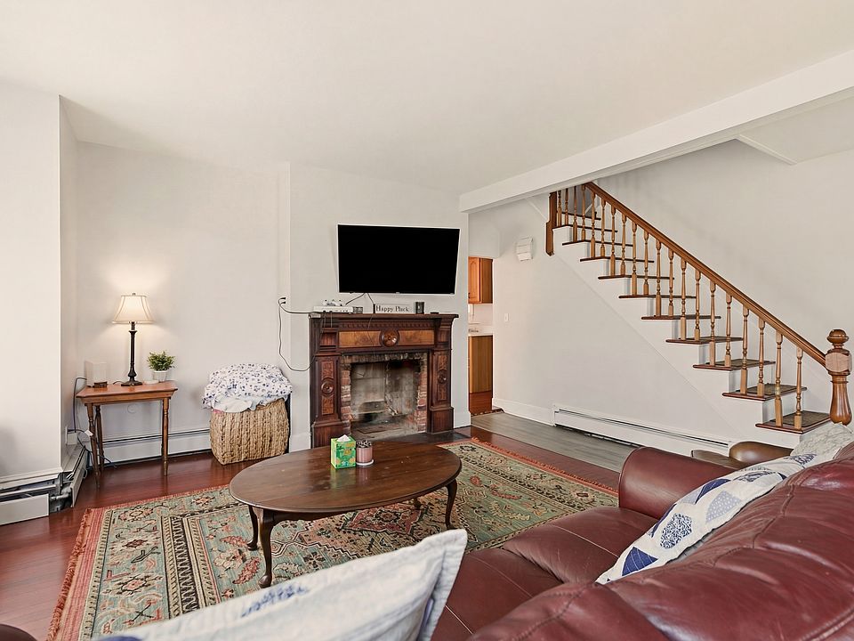 1st image of 22 Summer St