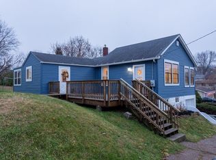 1090 Edina St, Dubuque, IA 52001