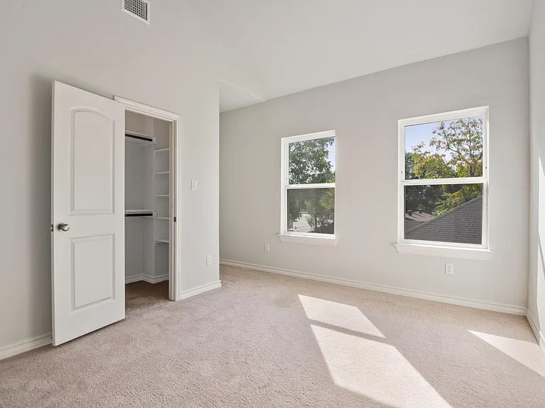 139 San Salvador Ave #3 — Photo 20