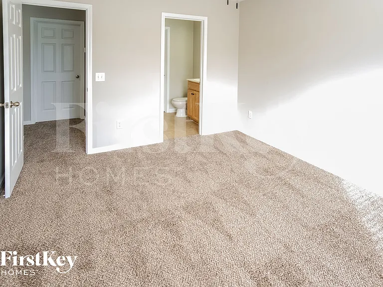 615 Silver Moss Dr — Photo 7