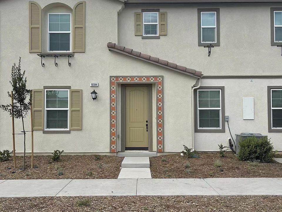 1st image of 16044 Tanzinite Ln