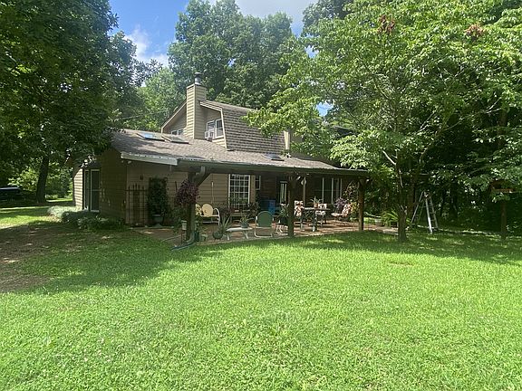 2nd image of 3240 Valley View Ct