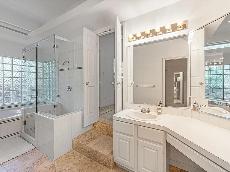 1621 Maggie Mayes St — Photo 24