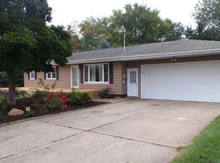 93 Northland Dr, Ionia, MI