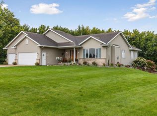 39326 Highway 52 Blvd, Cannon Falls, MN 55009