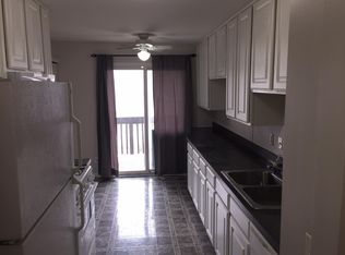 1992 Tall Oaks Dr APT 2A, Aurora, IL 60505