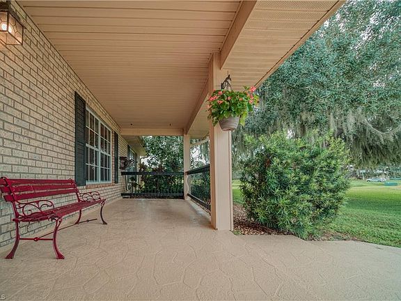 5th image of 4003 Oak Haven Dr