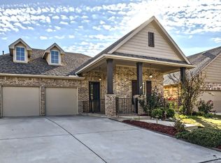 824 Hayden Ln, Savannah, TX 76227