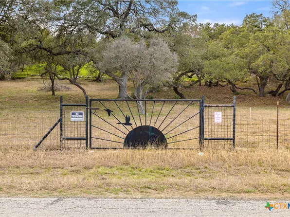 1232 Lavaca, Canyon Lake, TX 78133