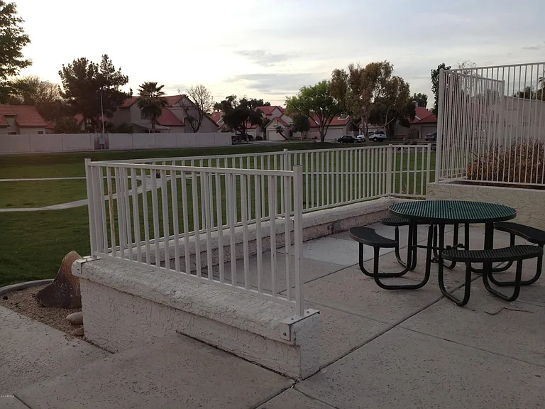 4648 W Harrison St — Photo 47