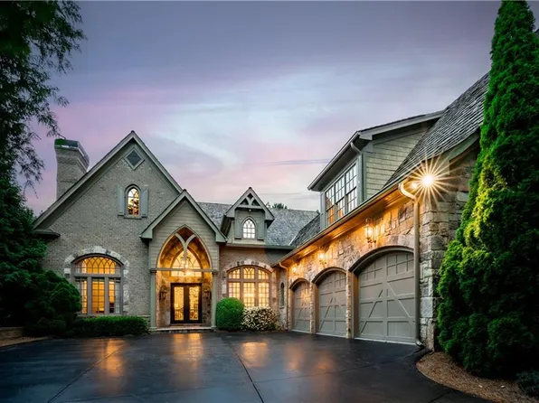 260 Ardsley Ln, Alpharetta, GA 30005