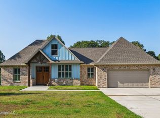 44 Treasure Point, Carriere, MS 39426