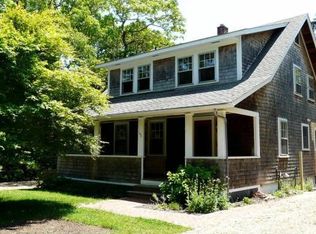 142 Daggett Ave, Tisbury, MA 02568