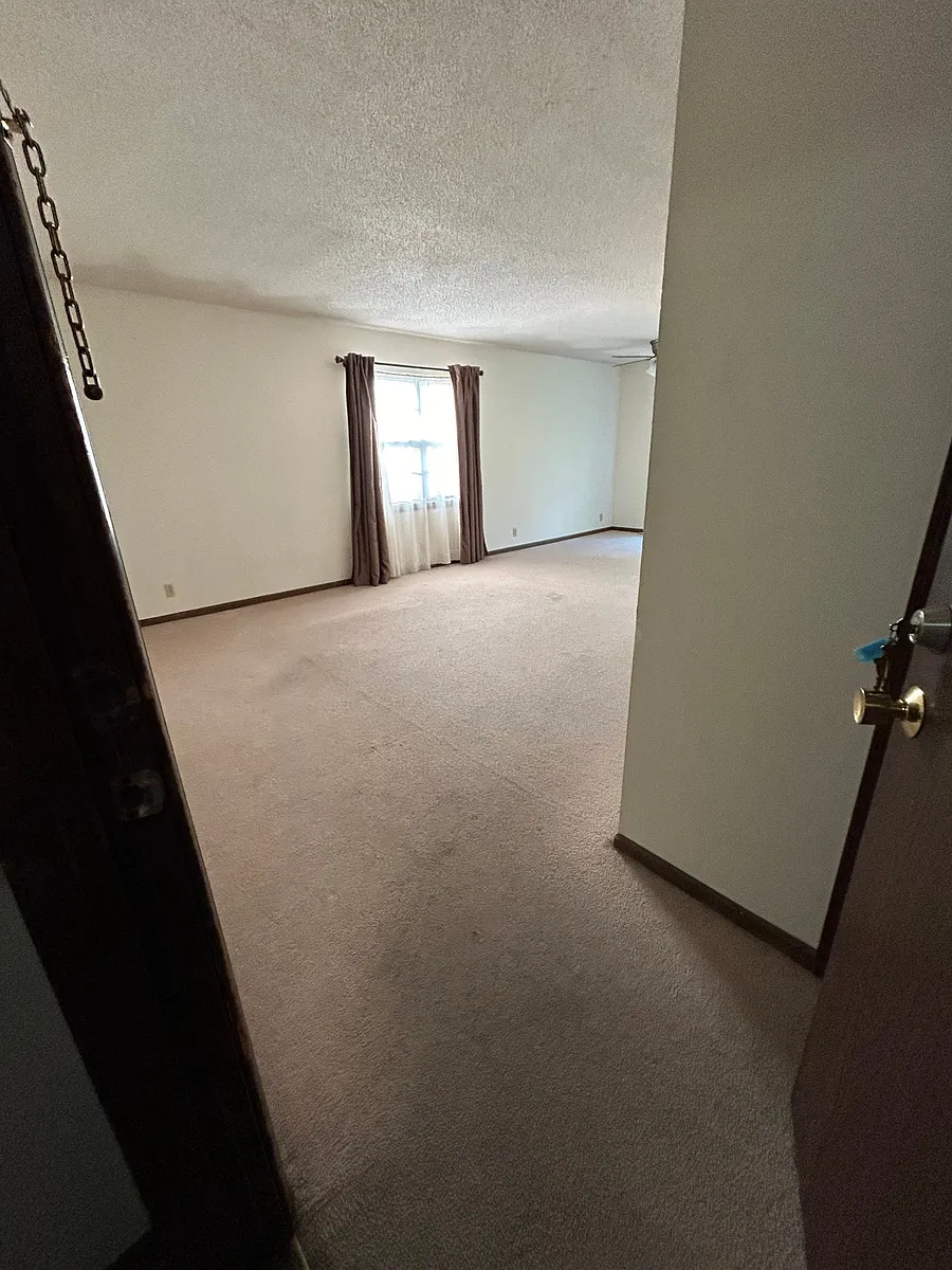 Building Photo - 101 Albany Dr #C