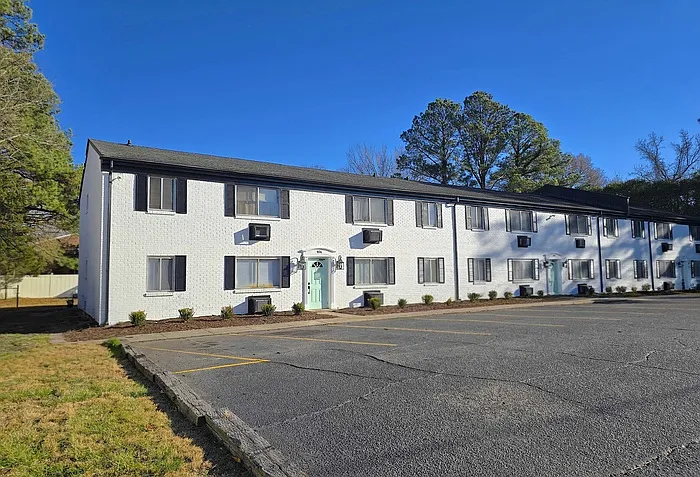 2 bed, 1.0 bath, 850 sqft, $1,050 — Photo 3
