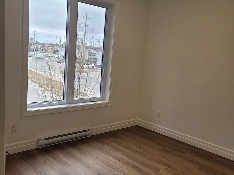 15 Bay St #3 — Photo 8