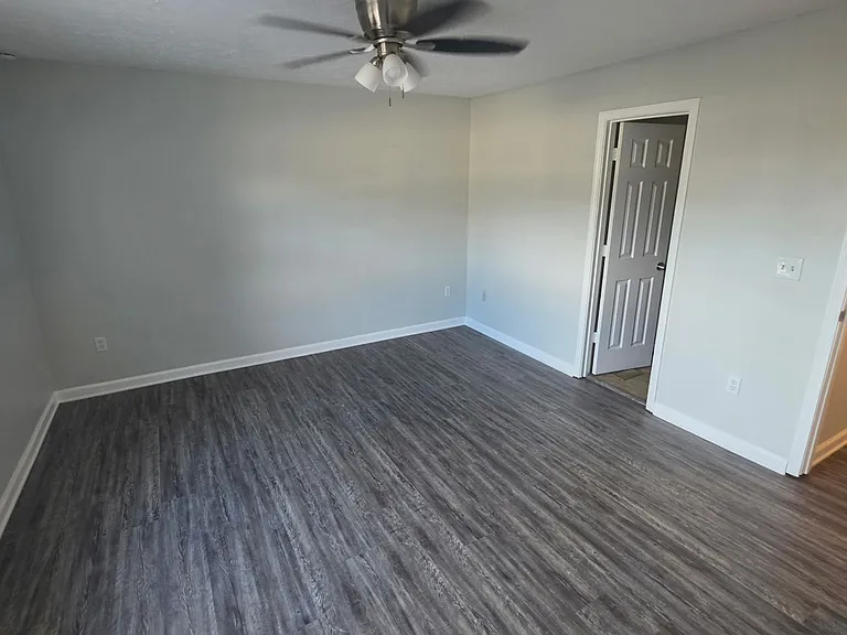 134 Point Place Dr — Photo 46
