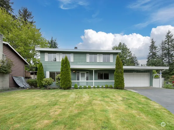 2312 N 156th Place, Shoreline, WA 98133