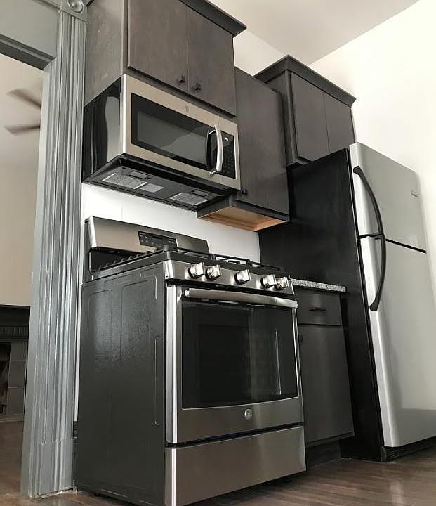 1st image of 2433 Vine St #2