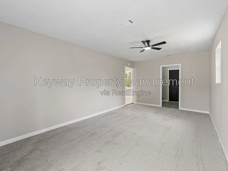 3606 Columbine Dr — Photo 17