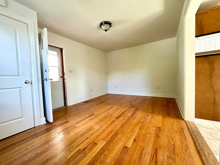 35 Lathrop Ave #3 — Photo 10
