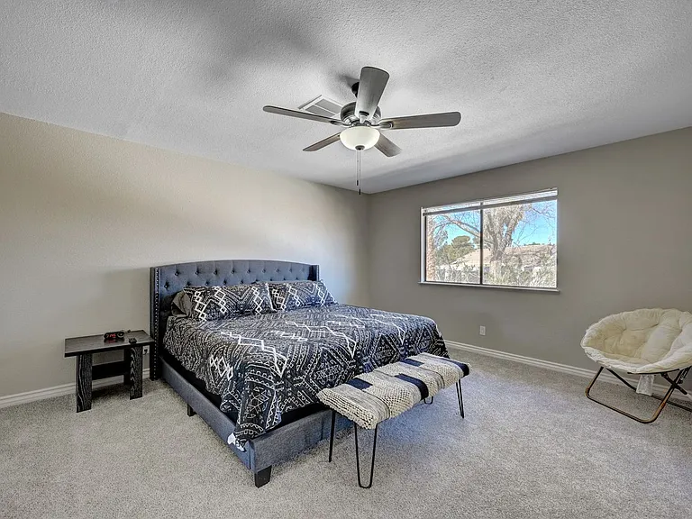 2247 Marlboro Dr — Photo 35