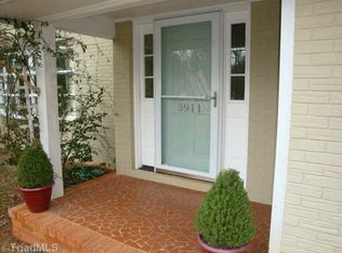 3911 King Arthur Ct, Winston Salem, NC 27104