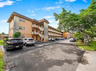 5031 W Oakland Park Blvd, Fort Lauderdale, FL 33313