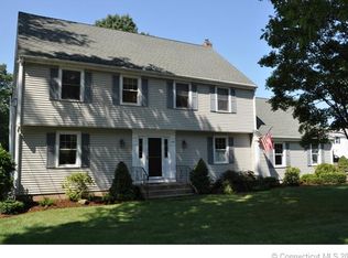613 Goff Rd, Wethersfield, CT 06109
