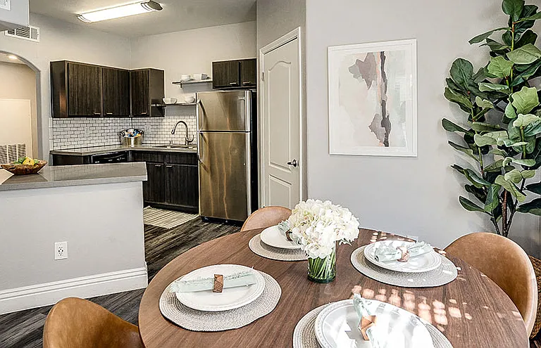 Torreyana Apartment Homes — Photo 8