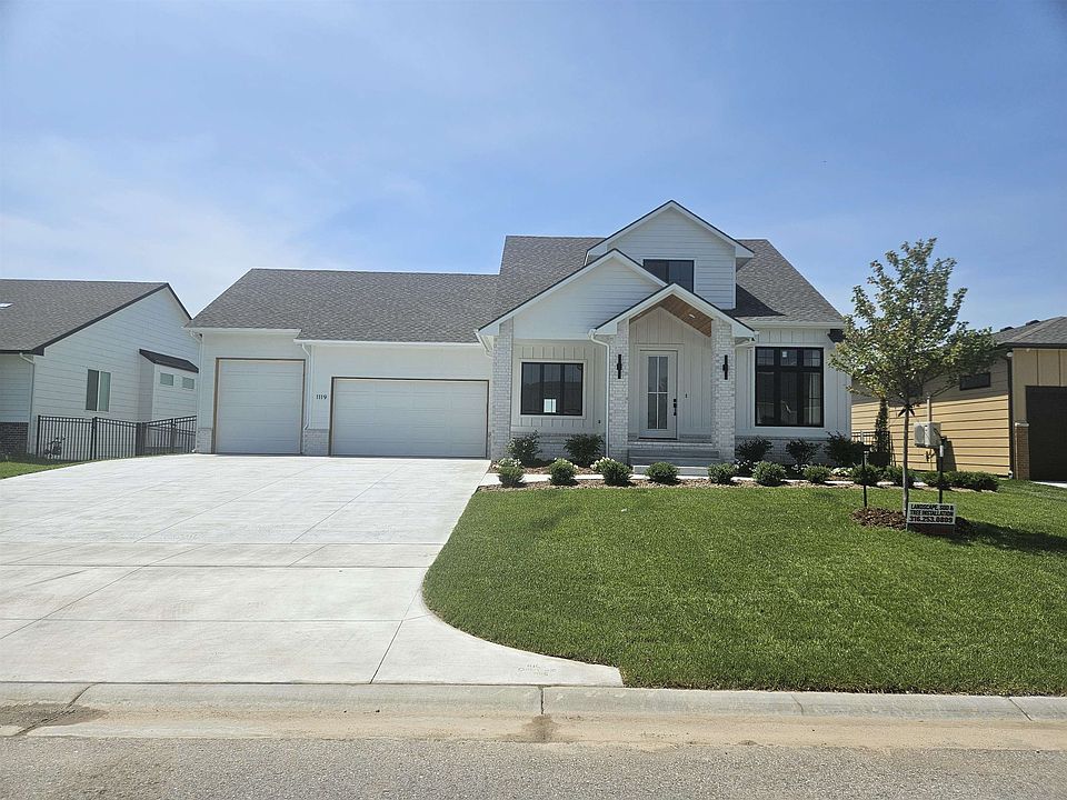 1st image of 1119 W Lakeway Ct