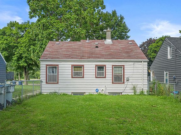 3rd image of 4908 N 27th STREET