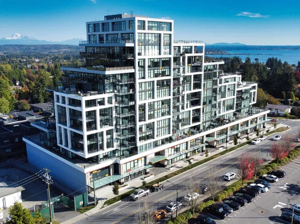 1526 Finlay St #303, White Rock, BC V4B 4L9