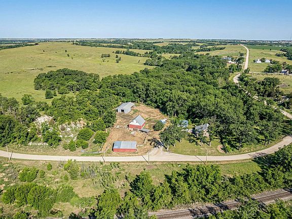 2nd image of 4110 Britt Rd