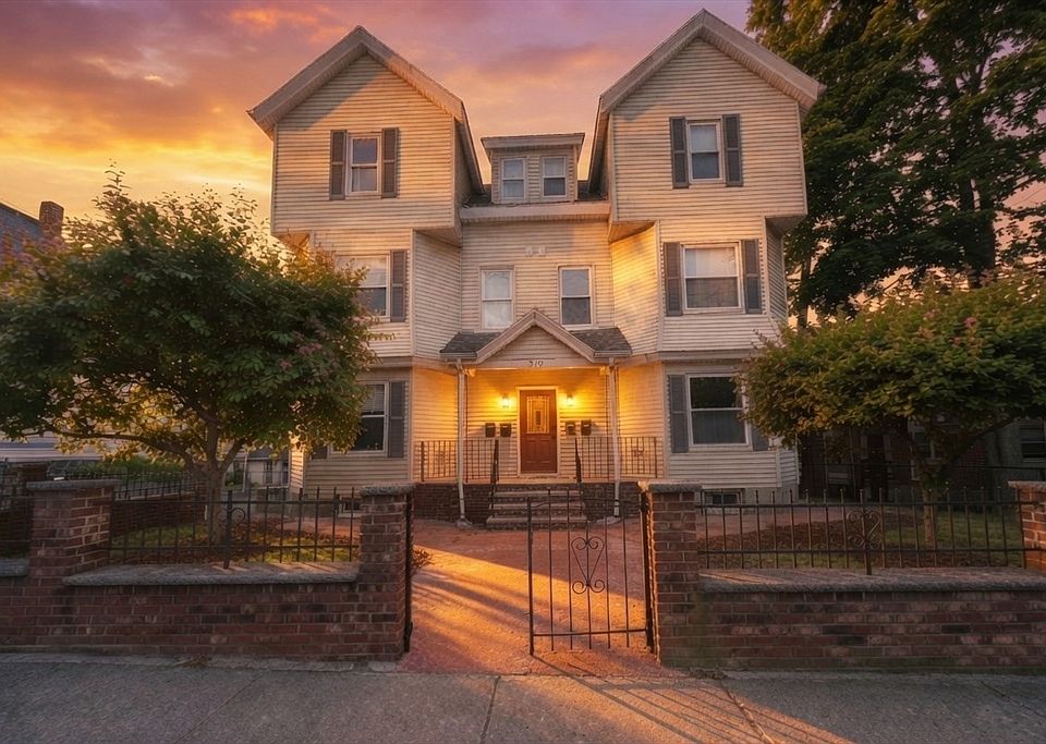 1st image of 326 Crescent St #2
